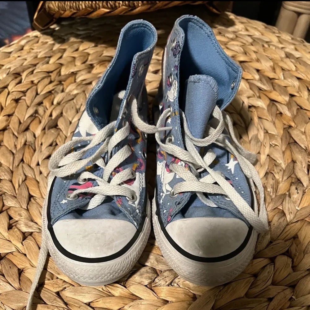 Converse Chuck Taylor All Star HiTop Juniors Shoes Unicorn Size 1